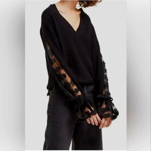 French Connection Caballo Lace Sleeve Sweater Size M